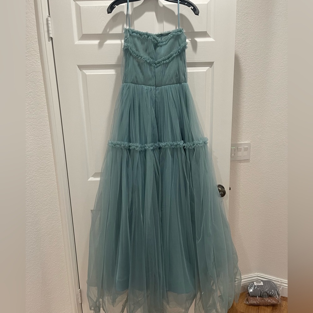 MILLA INSPIRED CUSTOM GOWN DRESS - Picture 4 of 6